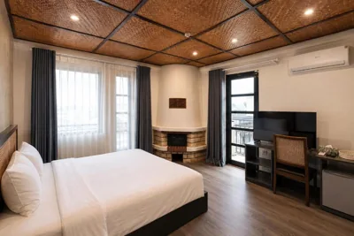 Deluxe Double Room with Balcony — Aha Terrace Hotel